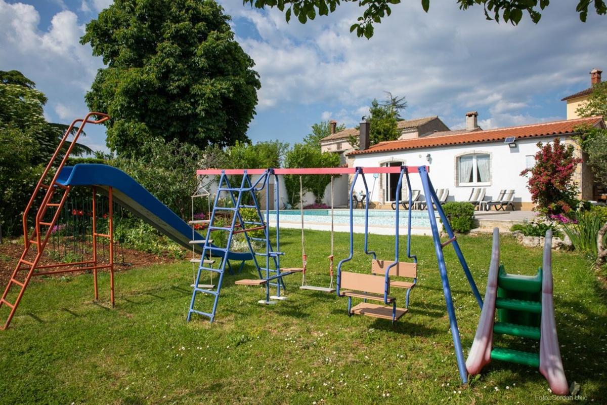 Apartments Faris Kanfanar Kültér fotó